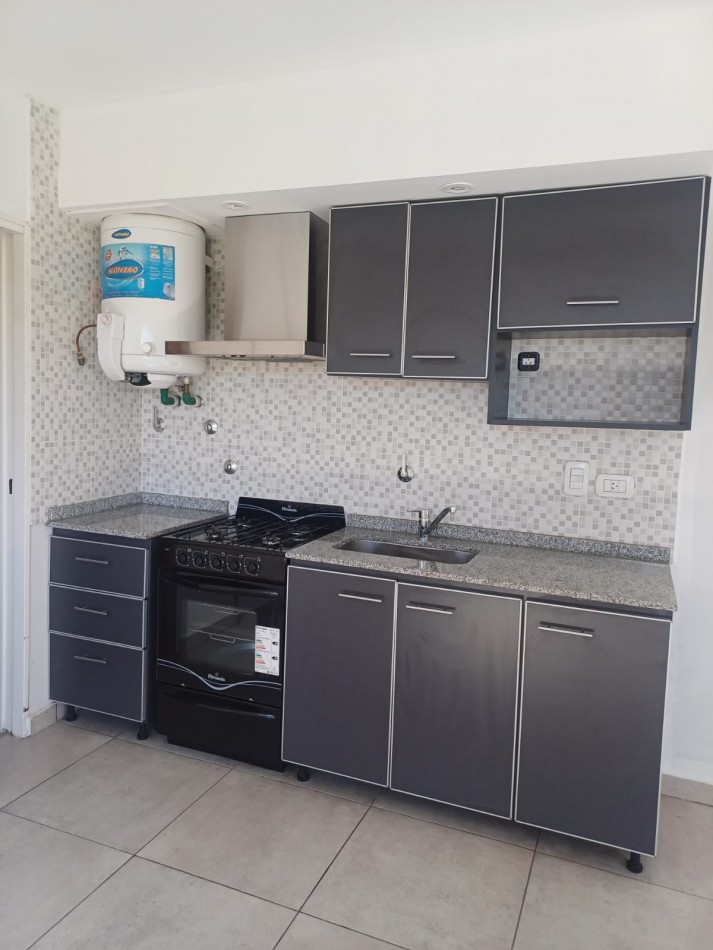 VENTA de departamento de 1 ambiente con cocheras en San Justo 