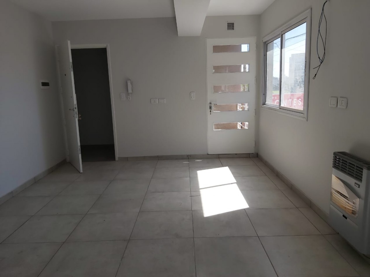 ALQUILER de departamento monoambiente en San Justo