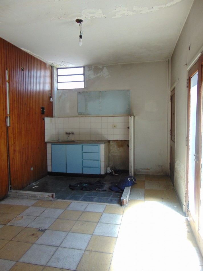 VENTA  de departamento de 2 ambientes en San Justo 