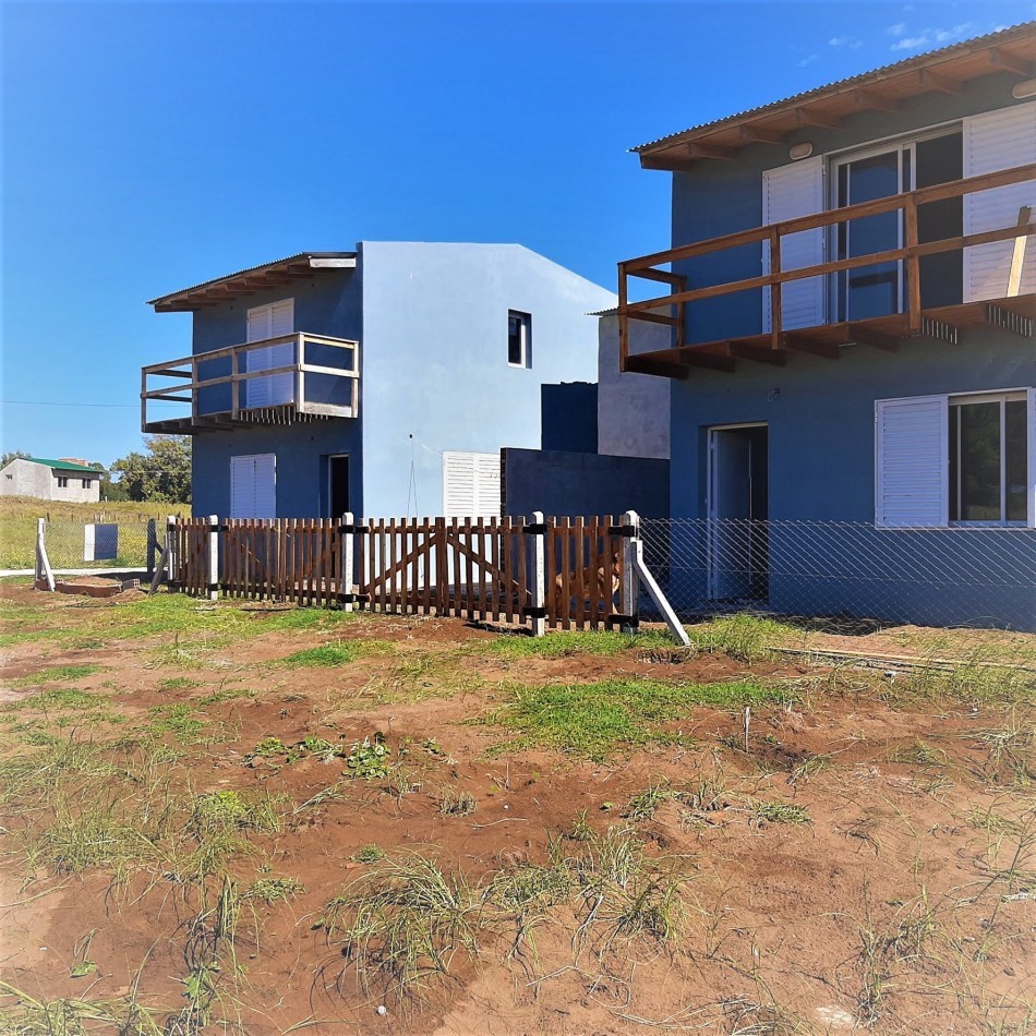 DUPLEX PHs, SON DOS JUNTOS EN BALNEARIO RETA VENDO o PERMUTO VENTA EN BLOCK