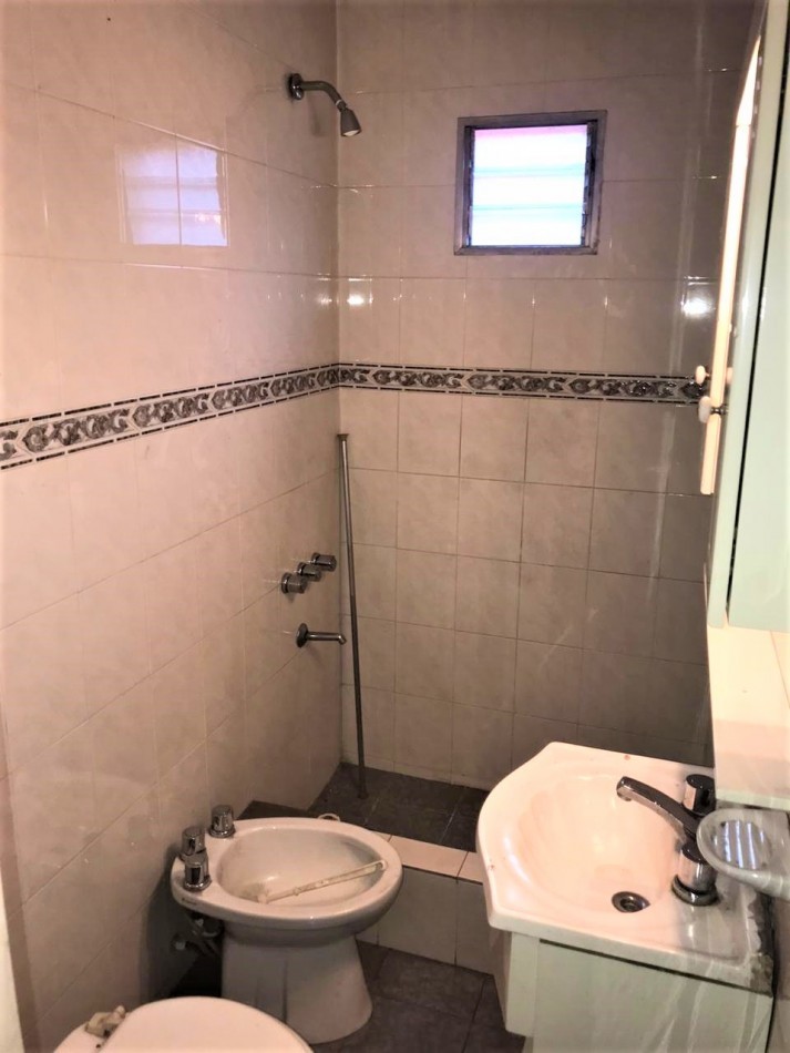 Casa y departamento en Venta, son dos UFs juntas en Isidro Casanova