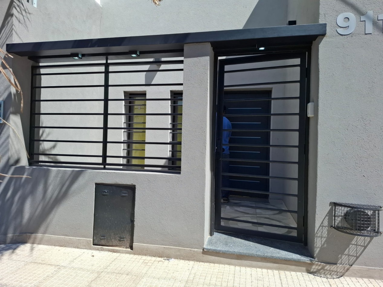 VENTA DE CASA DE 4 AMBIENTES a ESTRENAR EN MORON