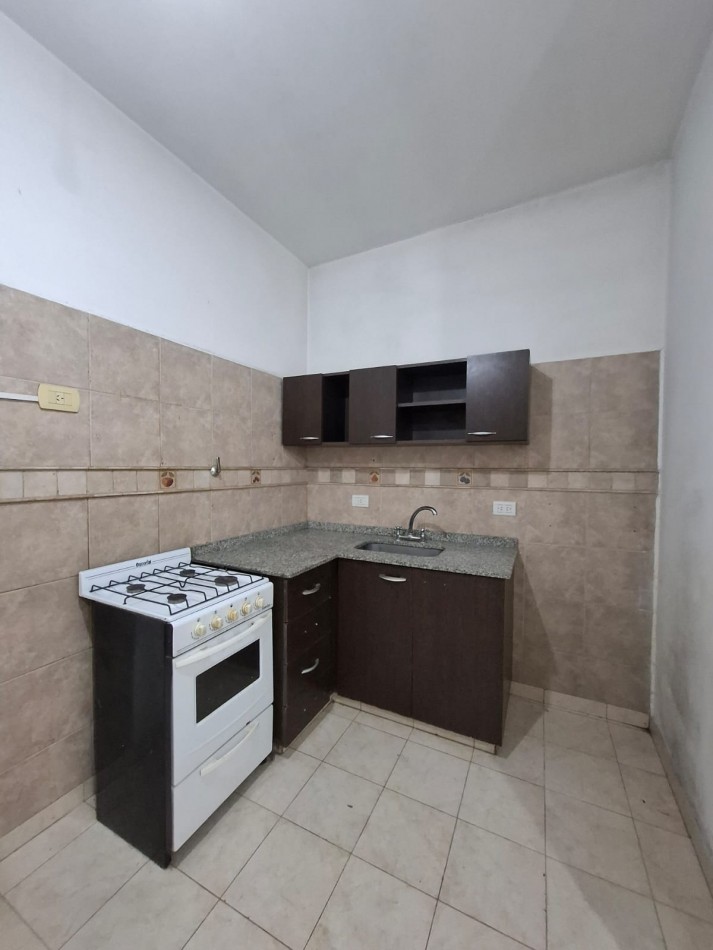 ALQUILER DE DEPARTAMENTO DE 2 AMBIENTES EN RAMOS MEJIA