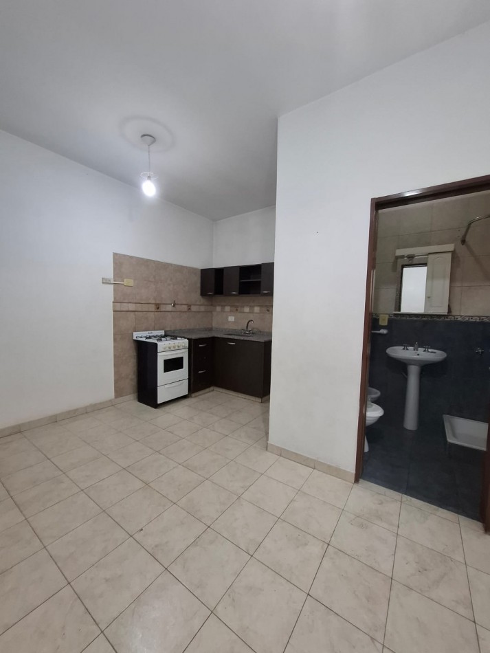 ALQUILER DE DEPARTAMENTO DE 2 AMBIENTES EN RAMOS MEJIA