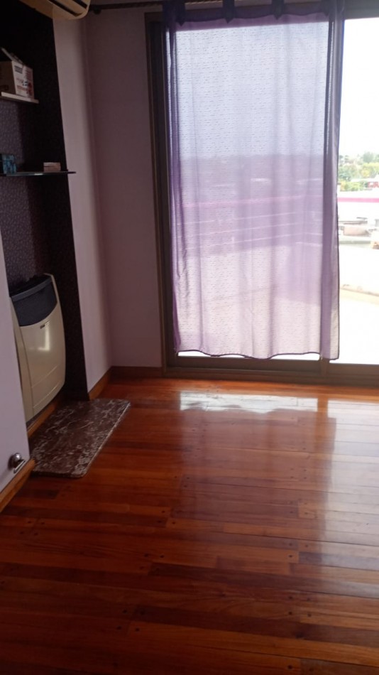 VENTA DE DEPARTAMENTO DE 3 AMBIENTES CON BAULERA EN MORON