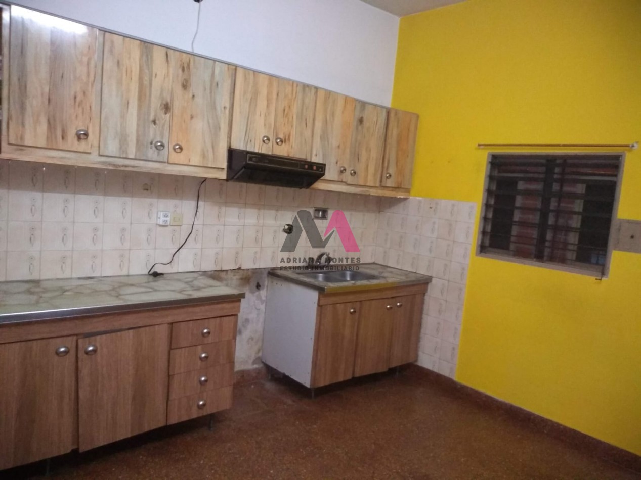 VENTA DE CASA DE 3 AMBIENTES EN SAN JUSTO