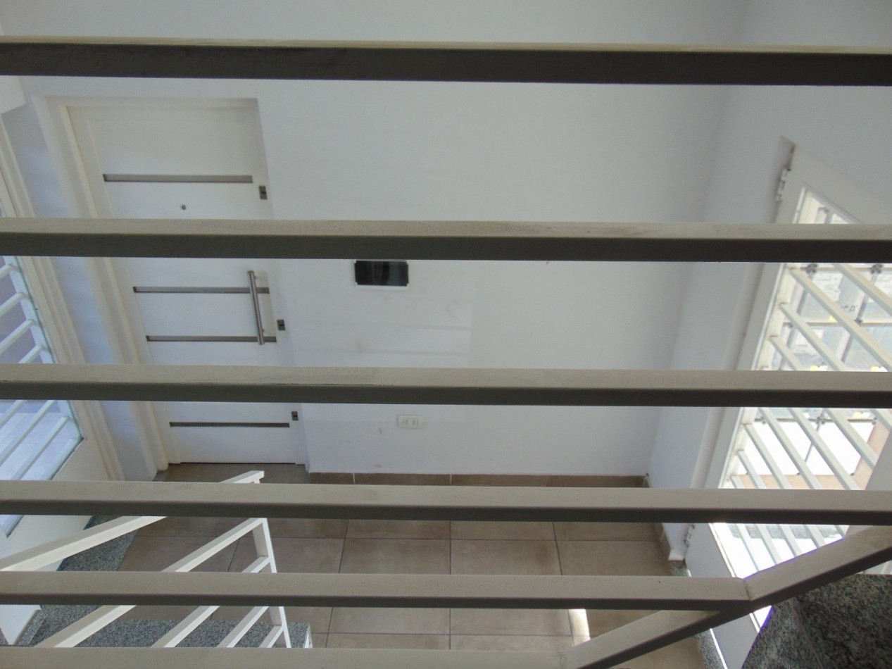 ALQUILER de departamento monoambiente en san justo
