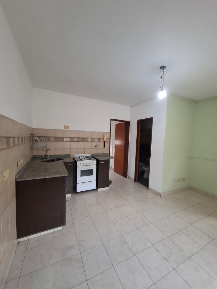 ALQUILER DE DEPARTAMENTO DE 2 AMBIENTES EN RAMOS MEJIA