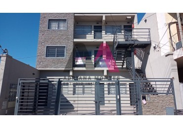 ALQUILER Departamento  2 ambientes  planta baja en SAN JUSTO